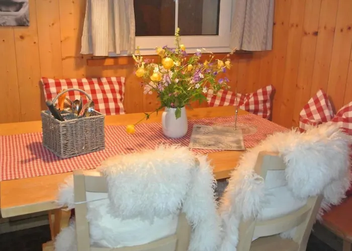 Huusli By Interhome Lägenhet